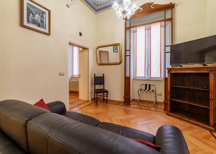 Guesthost - Historic In Sallustiano Apartment
