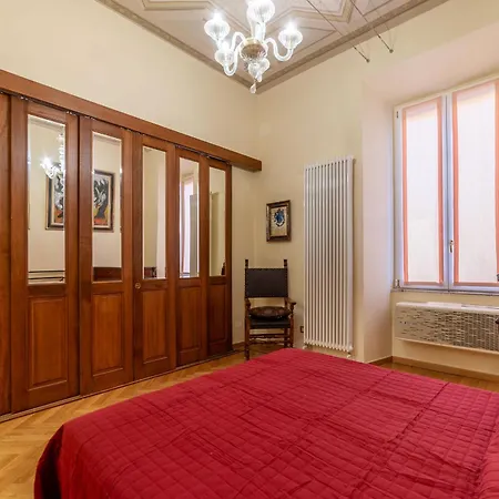 Guesthost - Historic In Sallustiano Apartmán